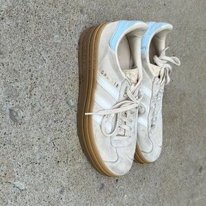 Adidas Kids Gazelle Sneakers - Cream and Light Blue